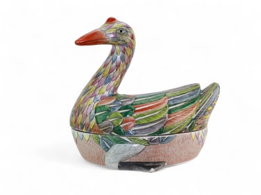 Large Chinese Export Porcelain Swan Tureen