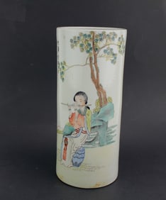 CHINESE REPUBLIC FAMILLE ROSE CYLINDRICAL HAT POT