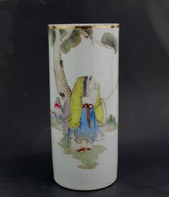 CHINESE FAMILLE ROSE CYLINDRICAL VASE