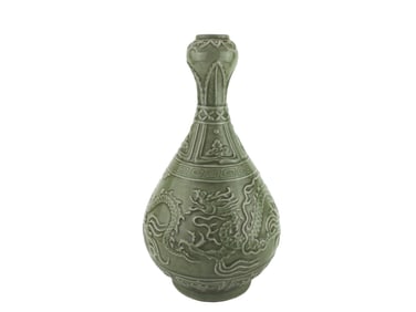 A CHINESE CELADON GARLIC HEAD DRAGON VASE