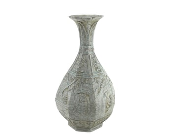 Chinese Octagonal Crackle-Glazed Vase