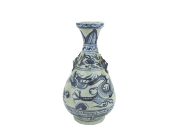 A CHINESE YUAN STYLE BLUE/WHITE DRAGON VASE