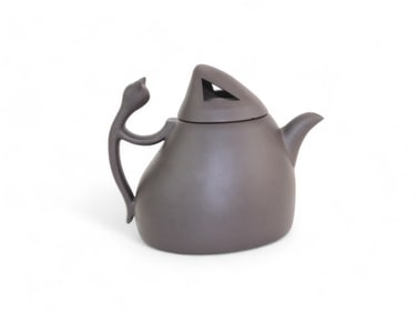 A Chinese Yixing Zisha Teapot - Bi Cheng-Yin