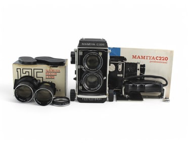 Mamiya C220 Professional 120/220 Film TLR Camera