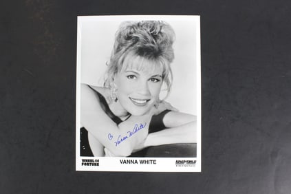 Vanna White Signed B/W Photo