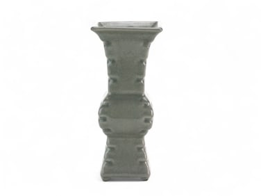 Chinese Ge-Style Celadon Glazed Cong Vase