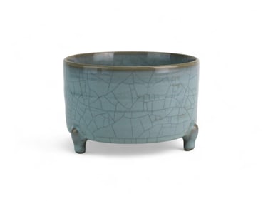 Chinese Celadon Glazed Tripod Censer