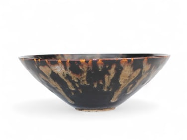 Jian Ware Black Glazed Tea Bowl with Hare’s Fur