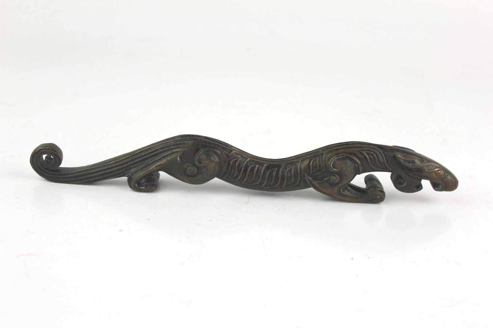 Bronze Brush Rest in the Form of a Stylized Dragon (1 of 6)