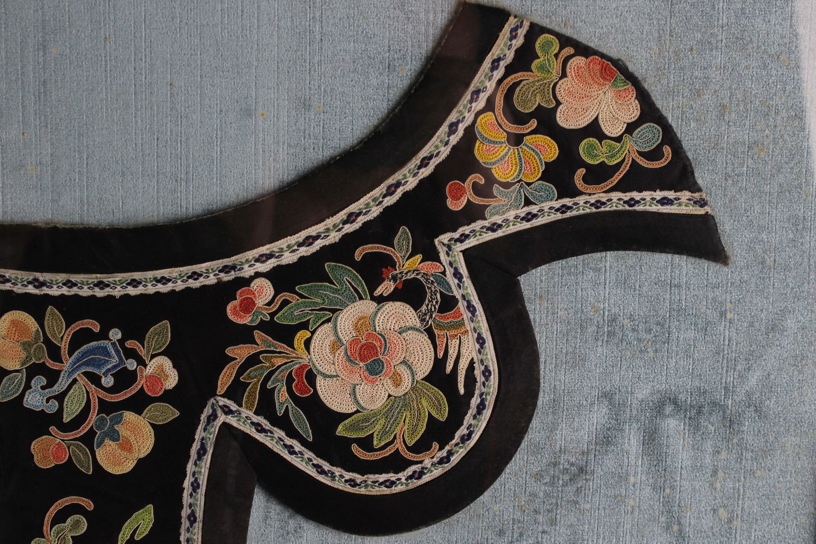 Framed Chinese Embroidery Collar Panel - 4