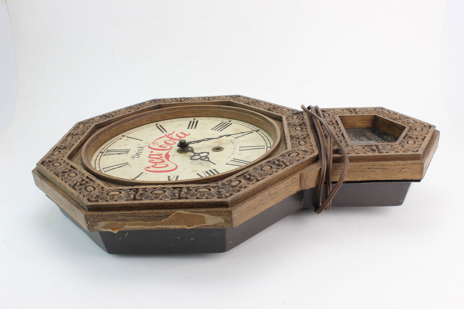 Vintage Coca-Cola Advertising Wall Clock - 3