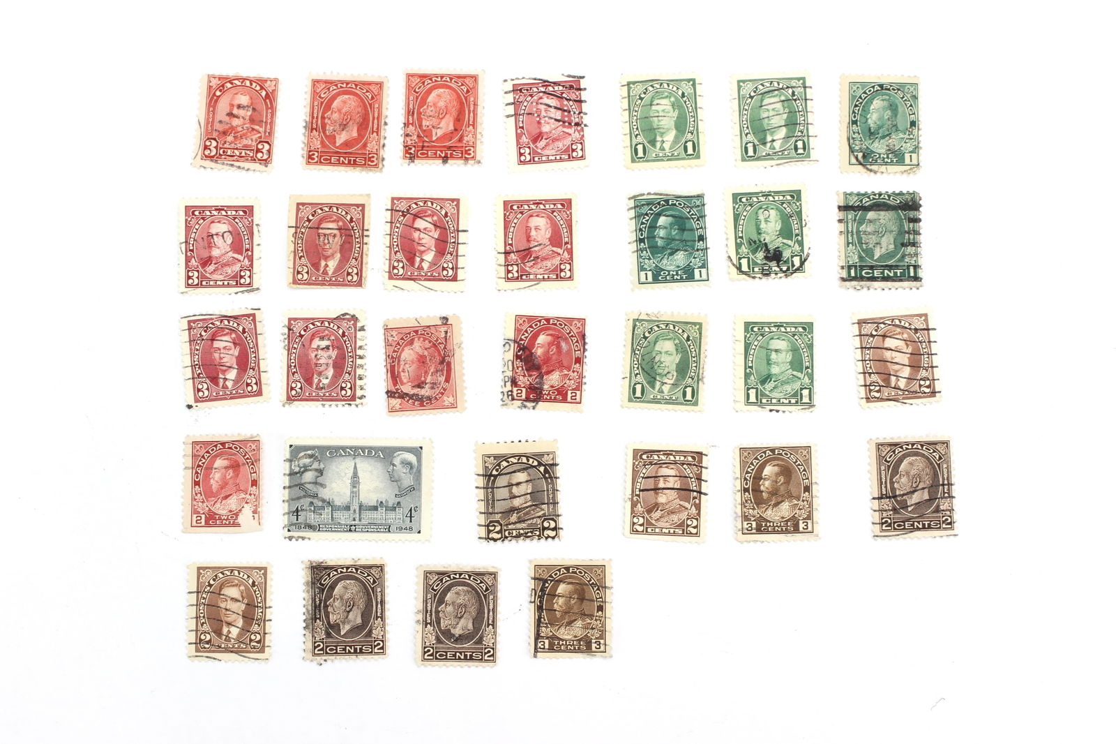 31 Assorted Canada Postage Stamps (1 of 5)