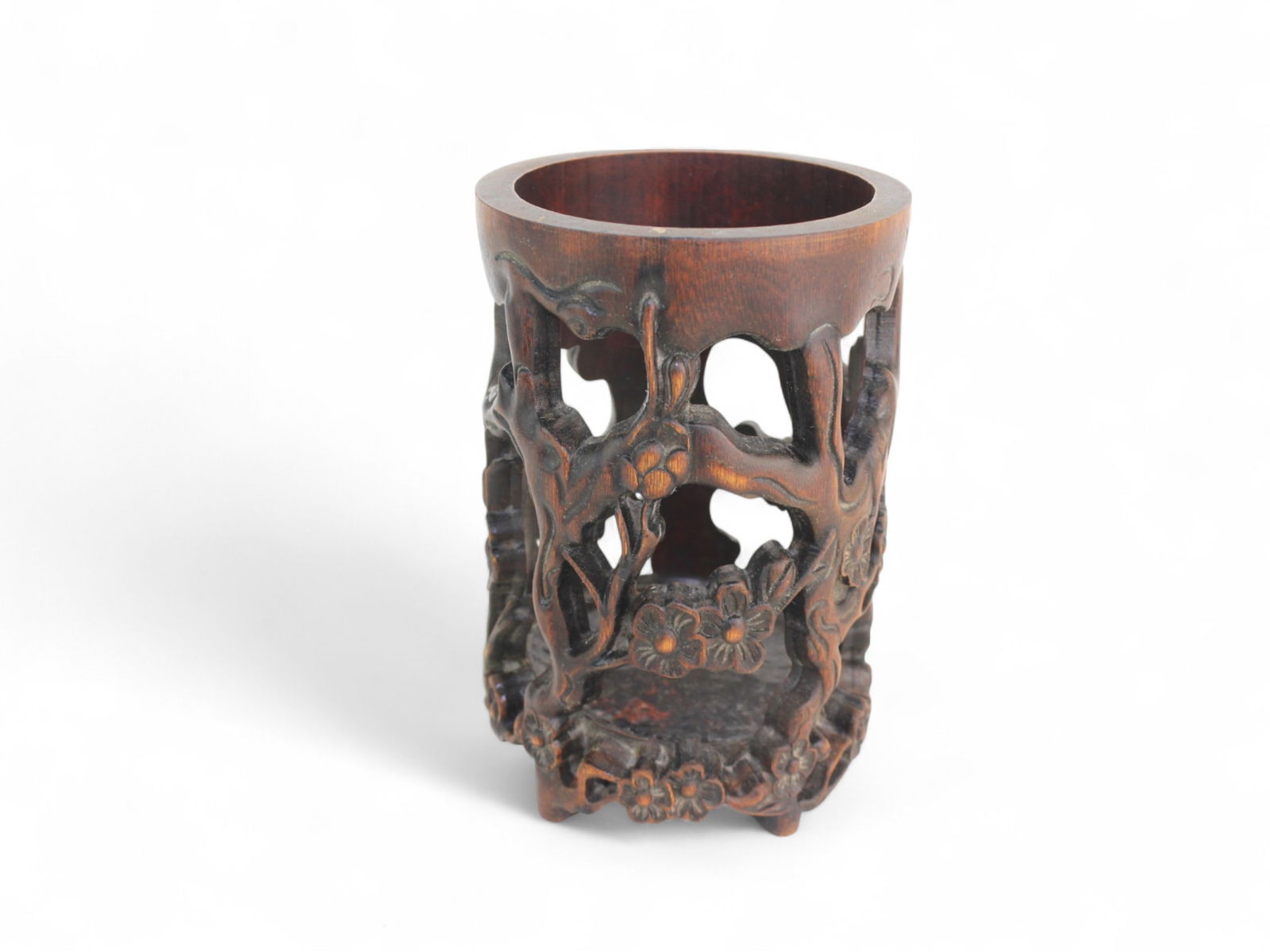 Two Chinese Carved Bamboo Containers - 4