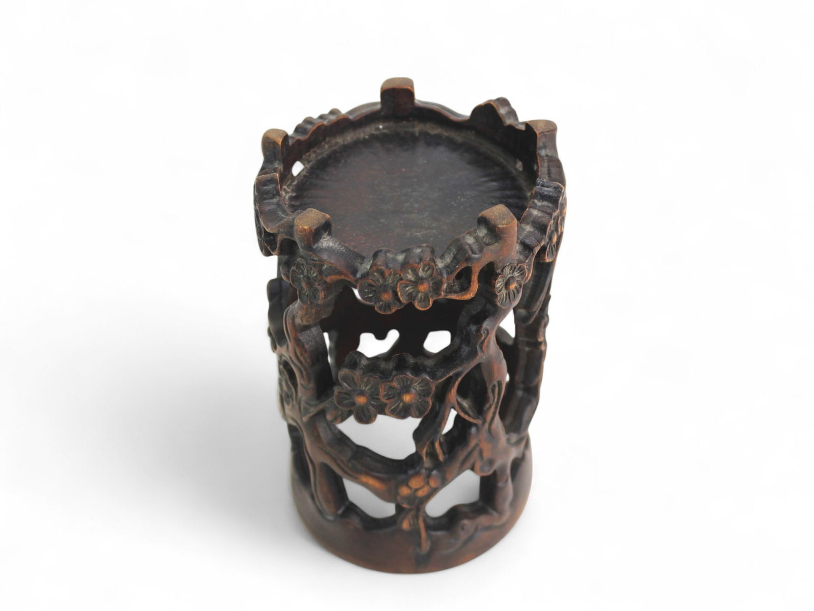 Two Chinese Carved Bamboo Containers - 7