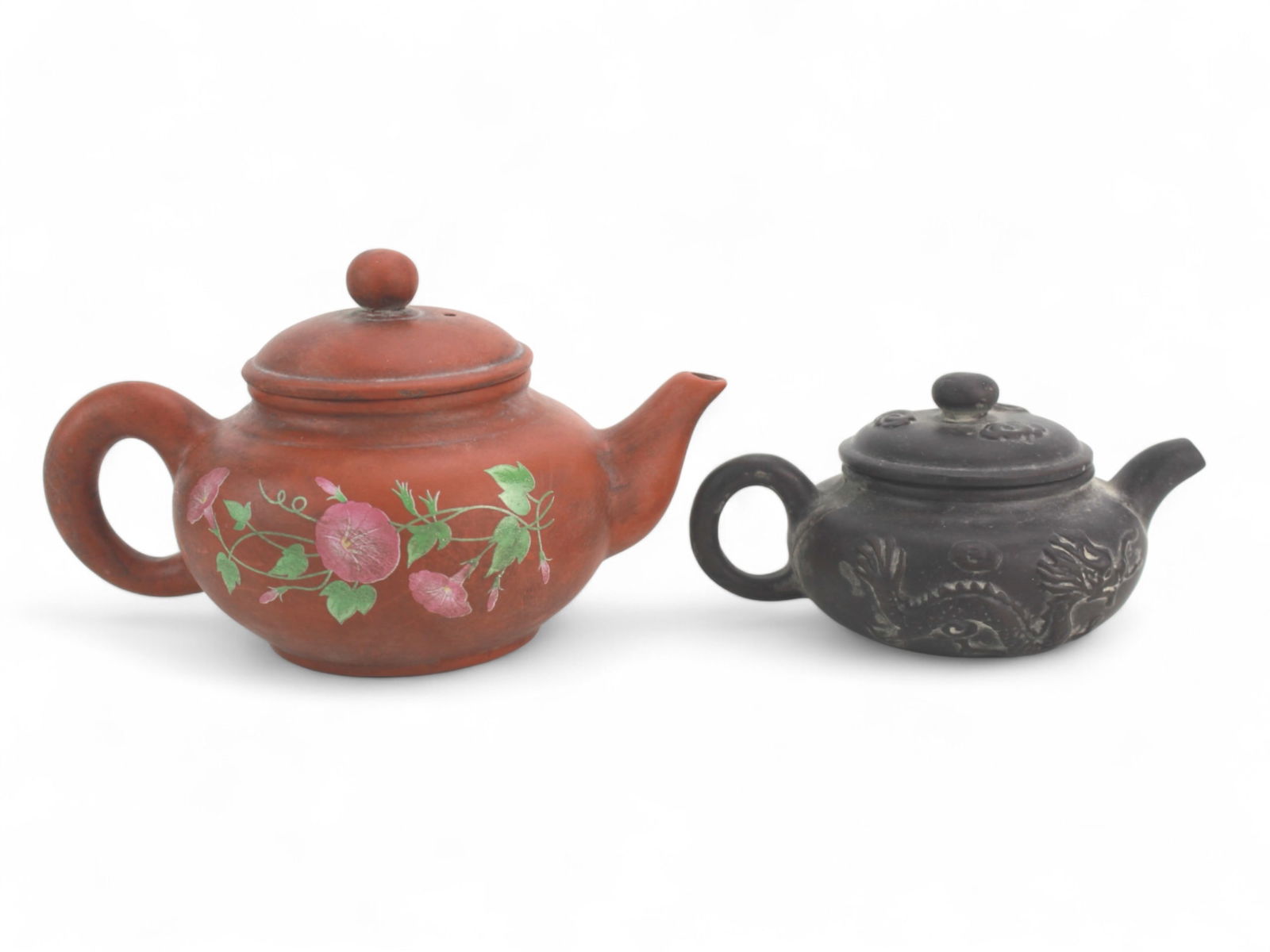 Two Chinese Yixing Zisha Clay teapots (1 of 10)