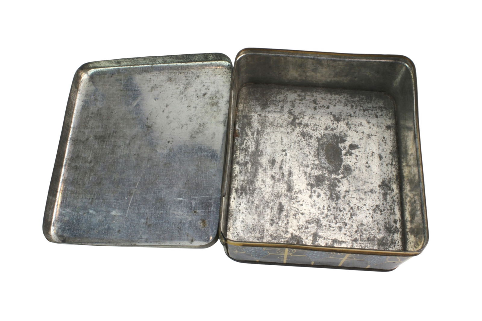 Two Vintage Fruit-Decorated Tin Boxes - 4