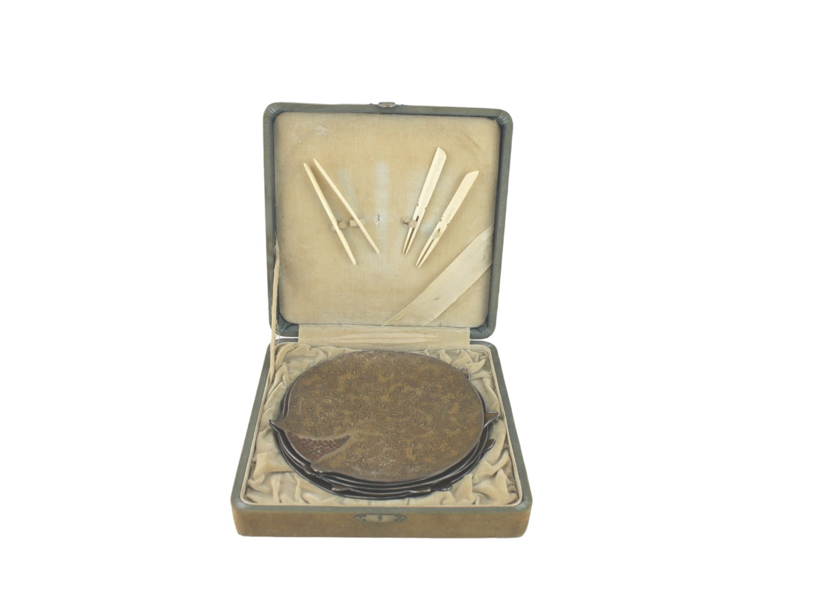 Boxed Set of Antique Copper Dishes with Bone Picks (1 of 5)