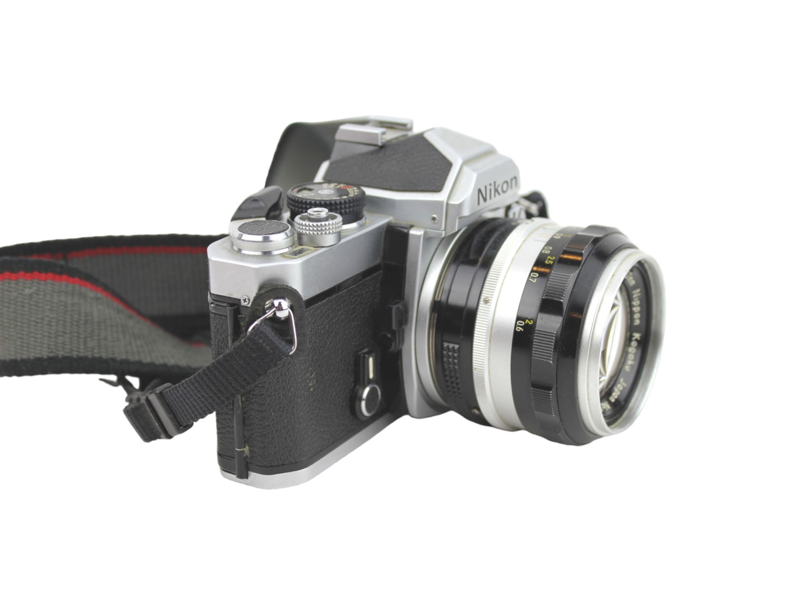 NIKON FM CHROME SLR CAMERA - 2