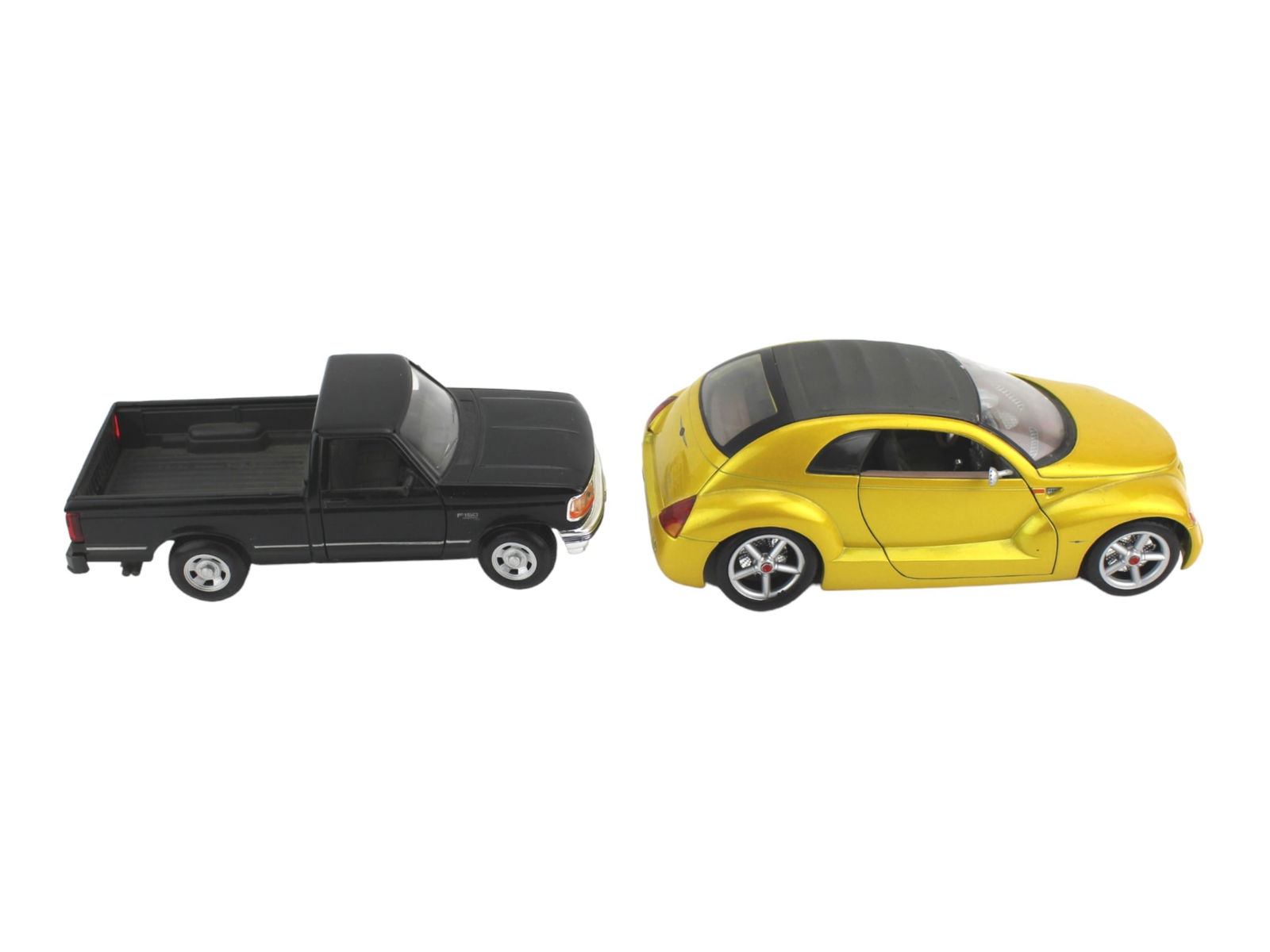 Two Maisto Diecast Model Cars (1 of 14)