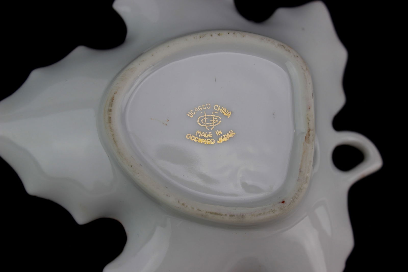 UCAGCO Leaf-Shaped Porcelain Dish - 3