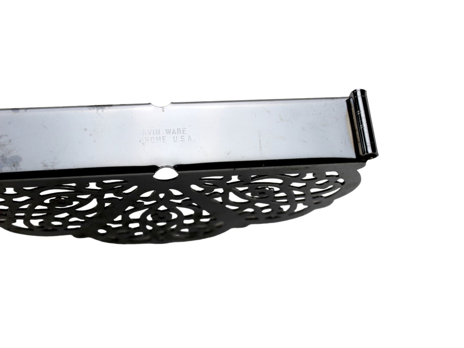 TWO KITCHEN ITEMS - 5