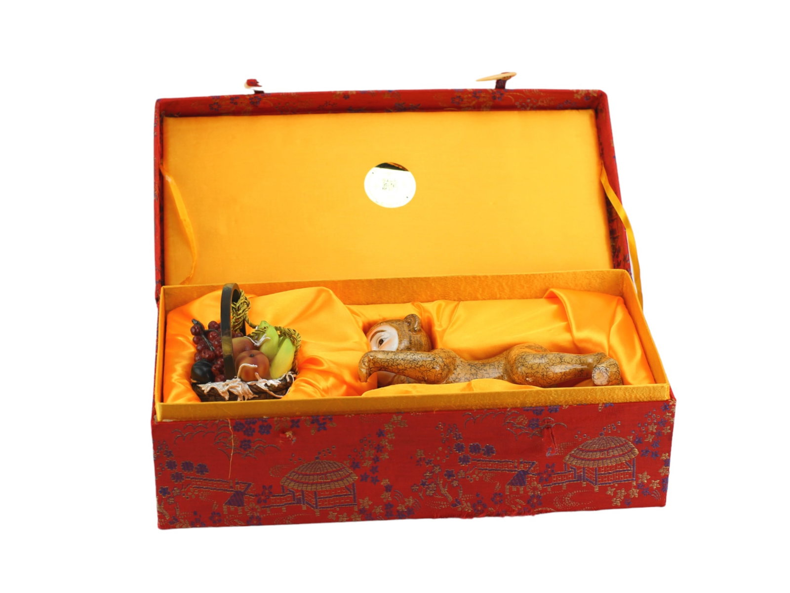 Set of Porcelain Fruit Basket & Monkey Decoration: Dimensions: monkey in 11 X 4 X 5 1/2 in.. and fruit basket in 5 1/2 X 3 1/2 X 3 1/2 in.. With original case.