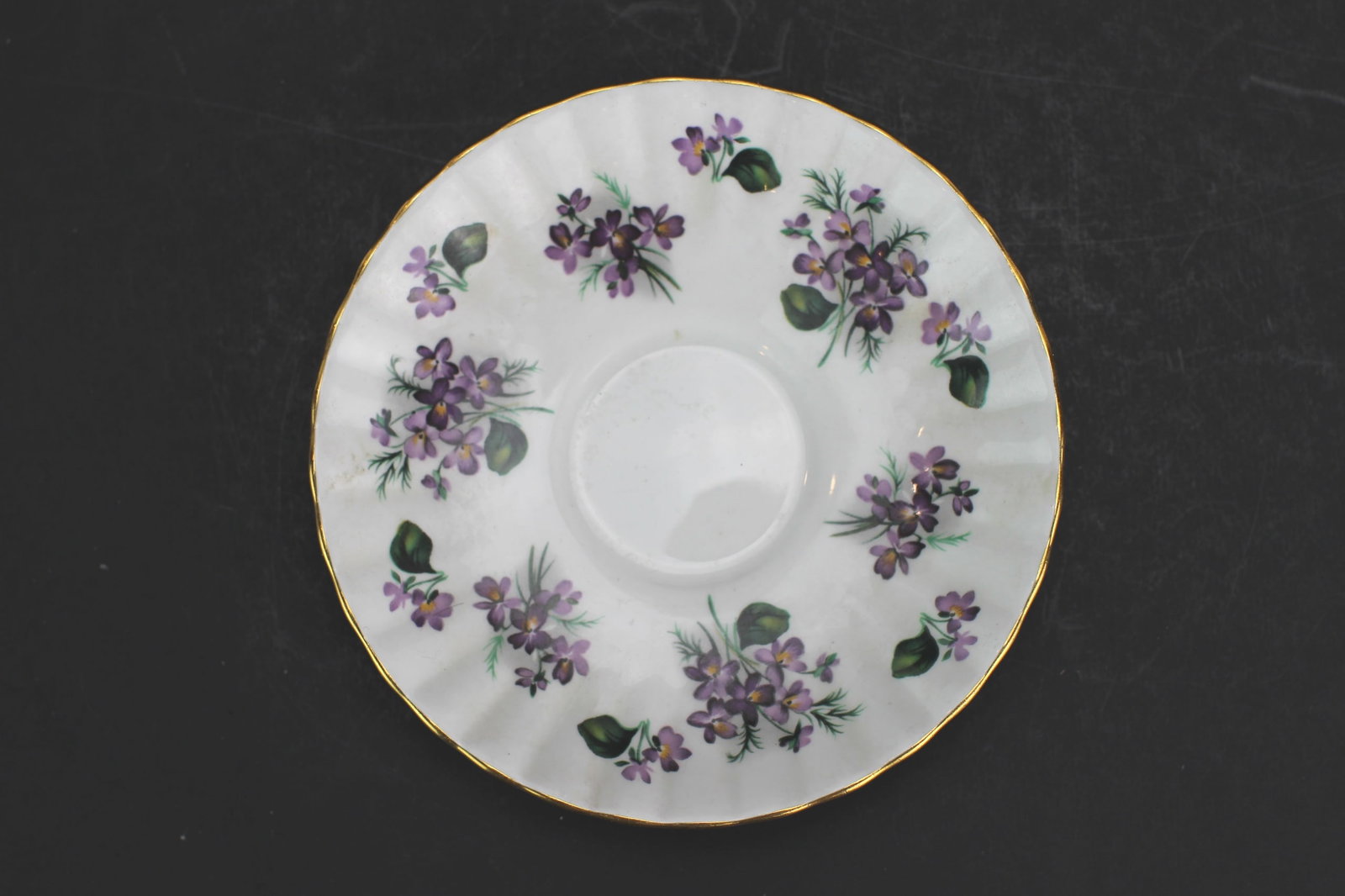 Four Porcelain Items - 10