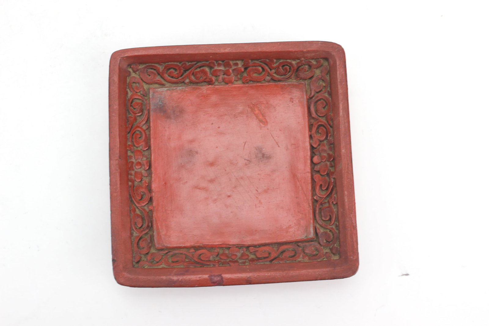 Cinnabar Tea Caddy with Fitted Tray - 10