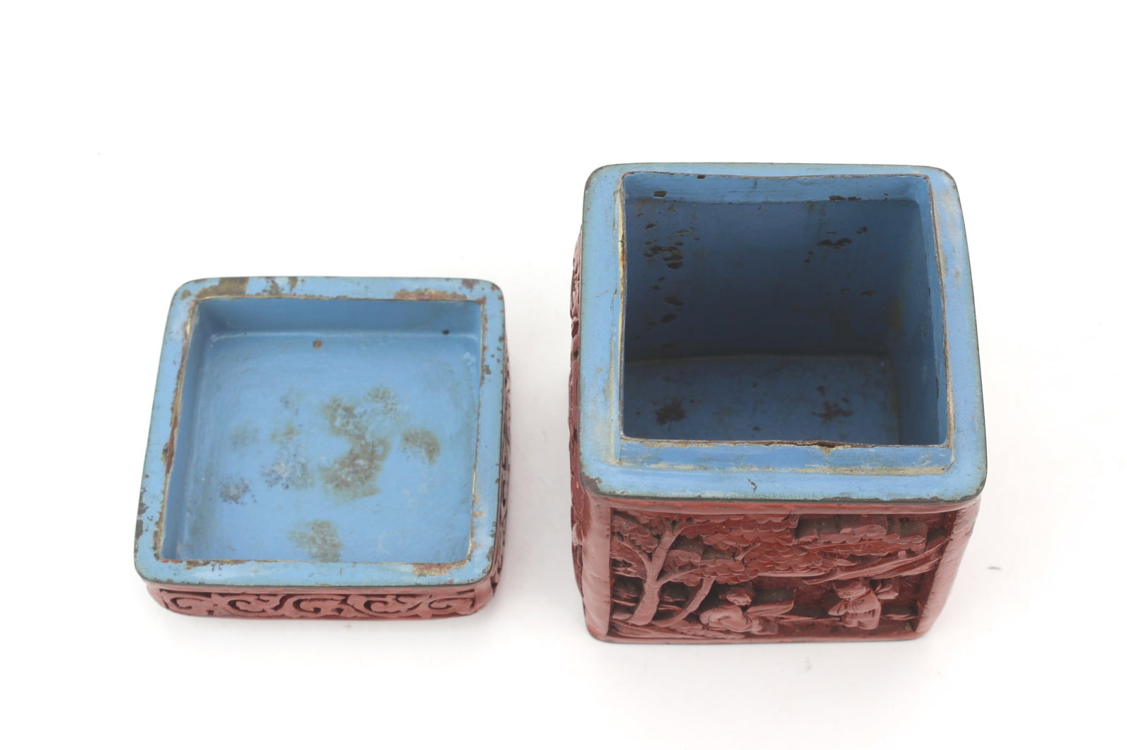 Cinnabar Tea Caddy with Fitted Tray - 9