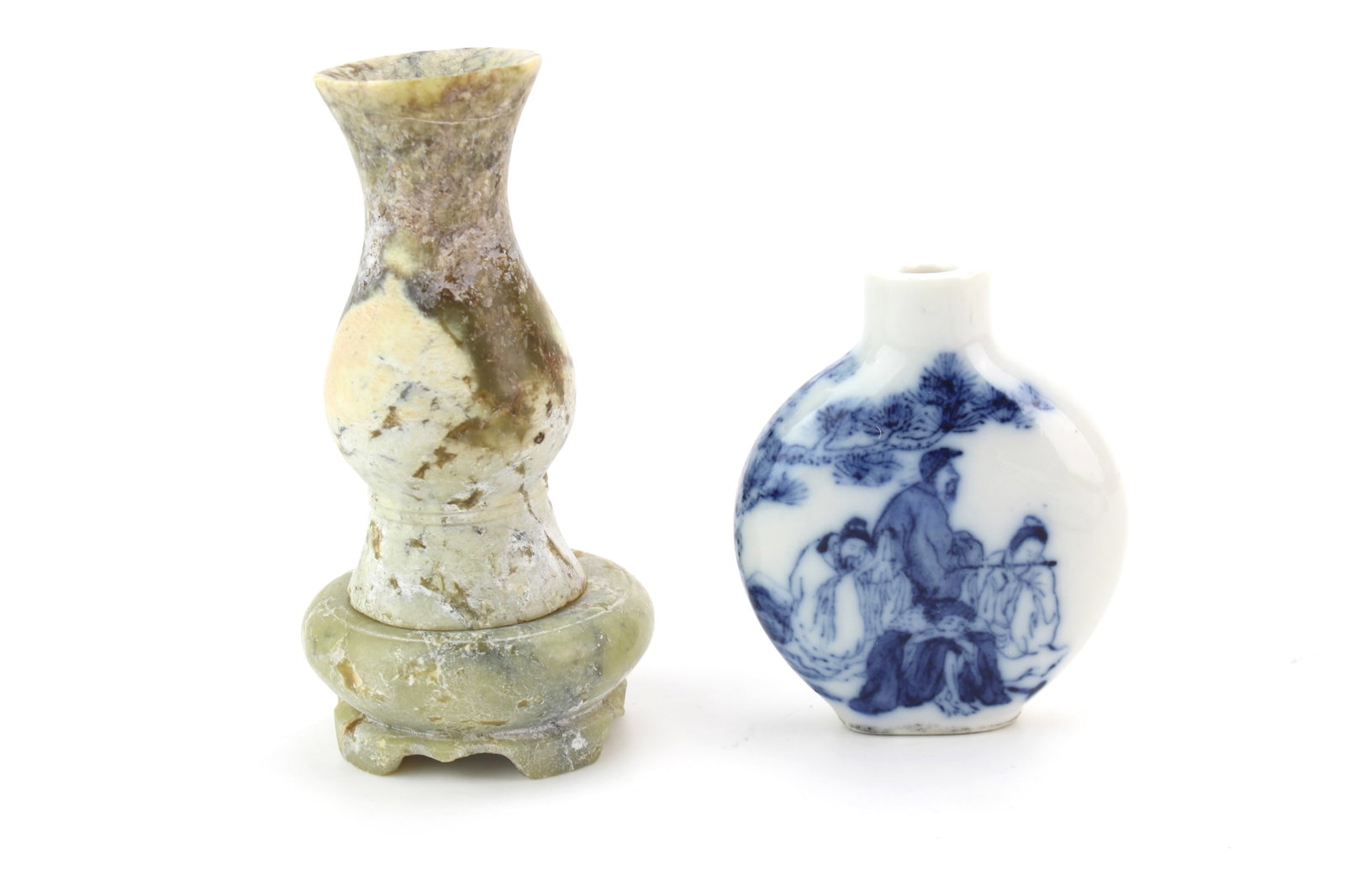 B/W Snuff Bottle & Soapstone Vase (1 of 10)
