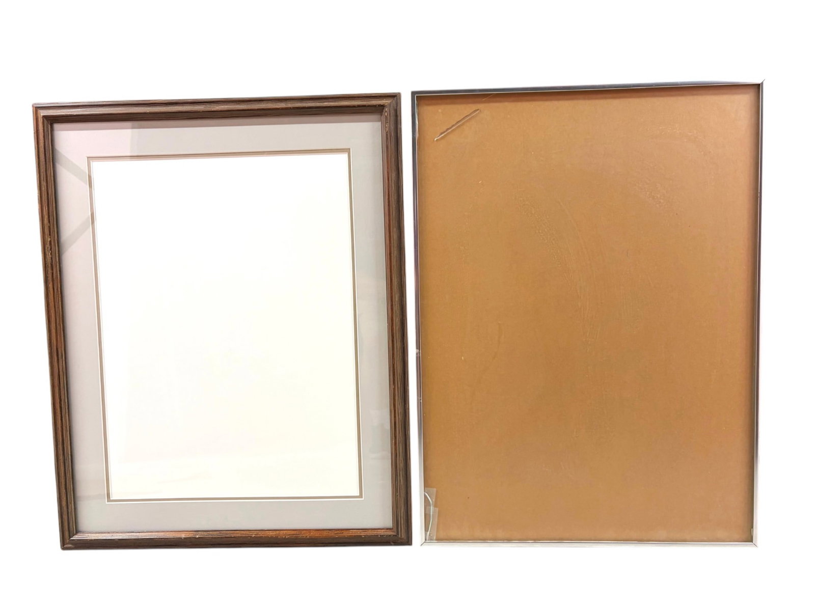 Pair of Assorted Picture Frames (1 of 4)