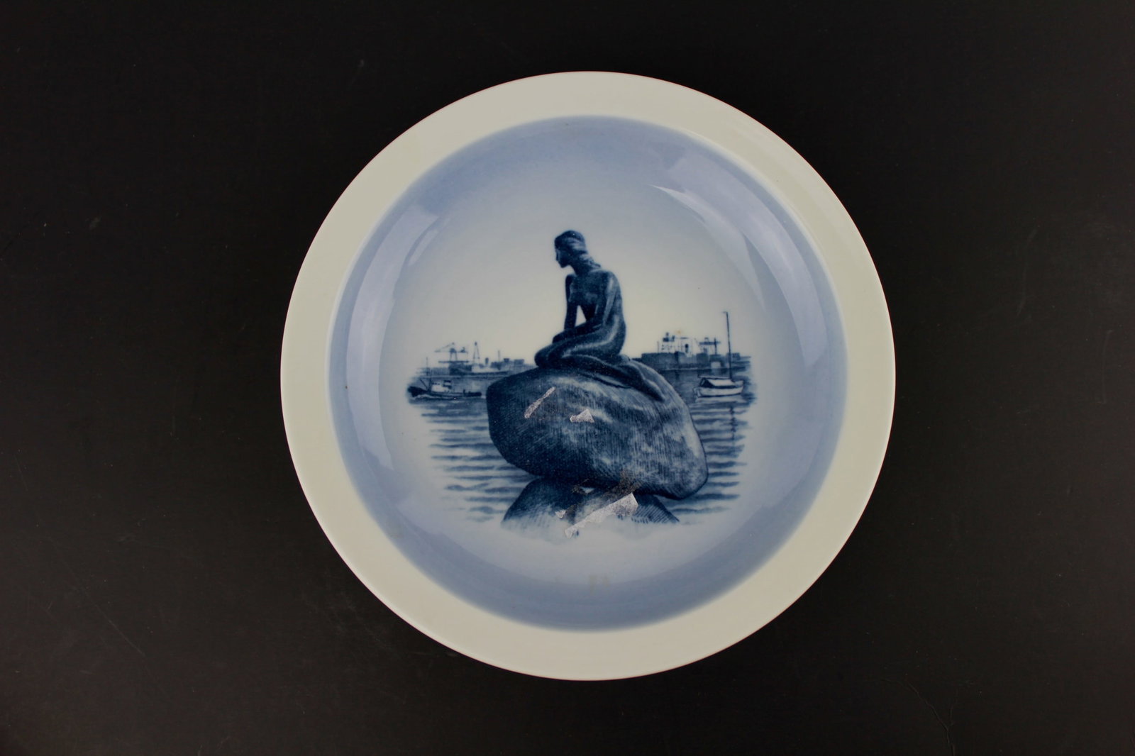 Two Royal Copenhagen Plates - 6