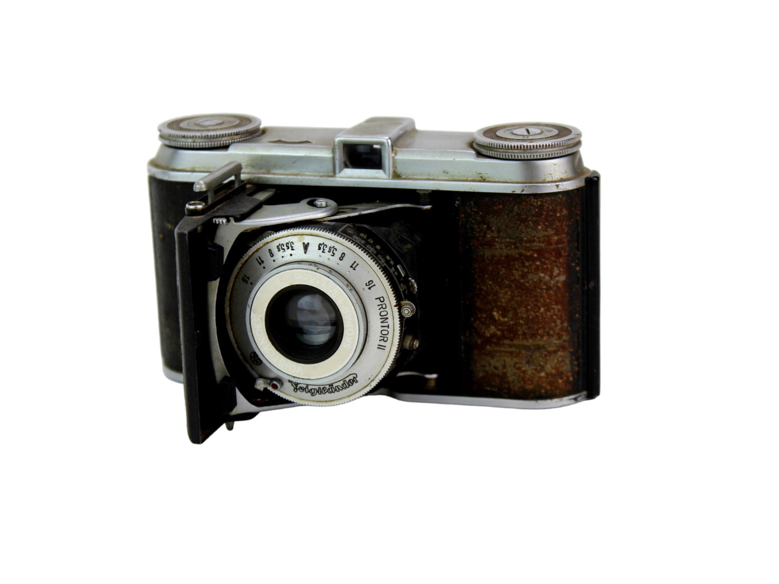 Yoigtlander Bessapan-Film Prontor II Camera: Yoigtlander Bessapan-Film Prontor II Camera. Circa 1950s.