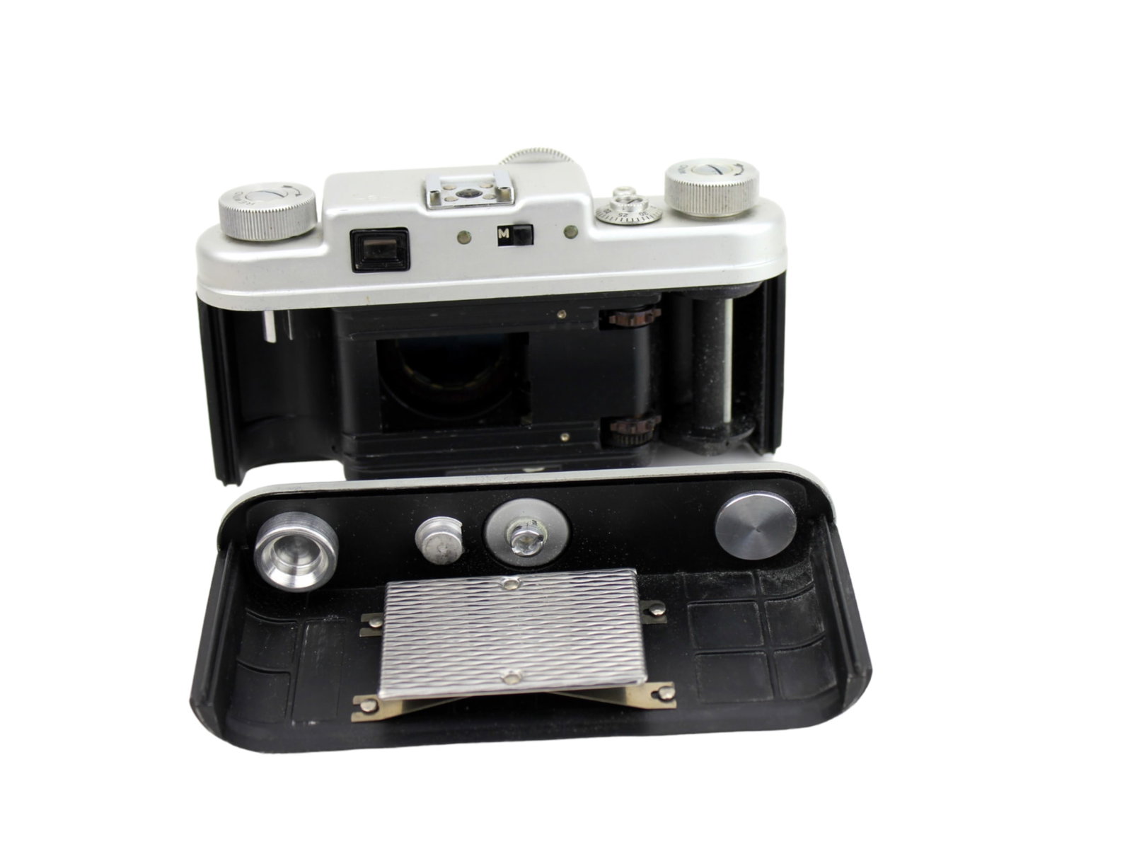 ARGUS C-FOUR CAMERA WITH FLASH CASE - 12