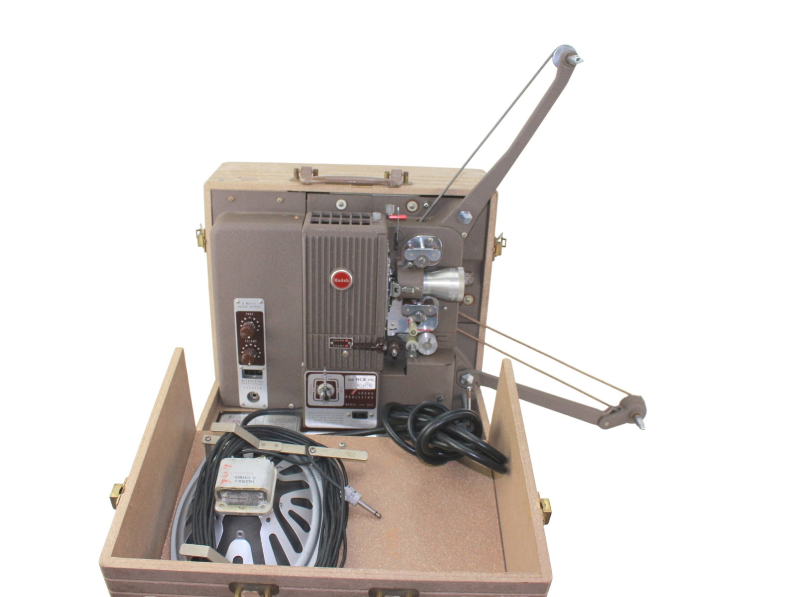 KODAK PAGEANT MODEL 8K5 SOUND PROJECTOR: Kodak Pageant model 8K5 sound projector. Labelled with "The NCR Co. 50409." In work condition. Size: 14 1/2 X 13 1/2 X 10 in.. Weight: 33.2 lbs.