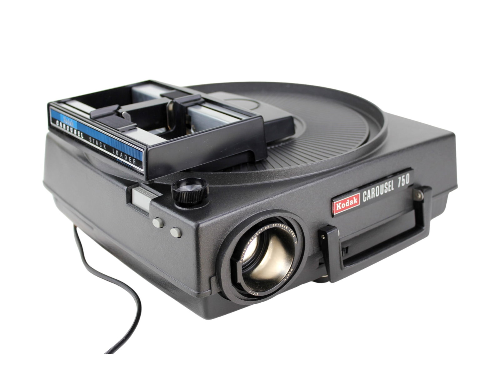 KODAK CAROUSEL 750 PROJECTOR: KODAK CAROUSEL 750 PROJECTOR. With case. 14 1/2 X 11 1/2 X 7 in..