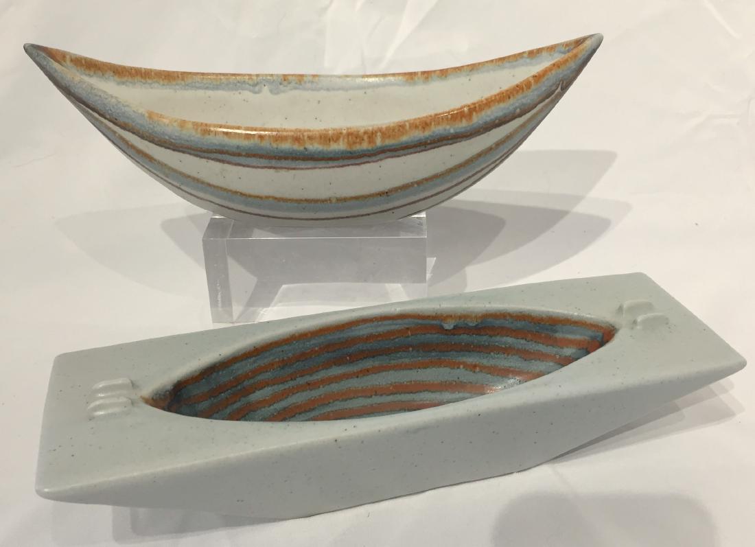Glidden Pottery Fong Chow: Two piece Glidden pottery lot. The boat form is 10" long and the ashtray is 10 1/2" long.