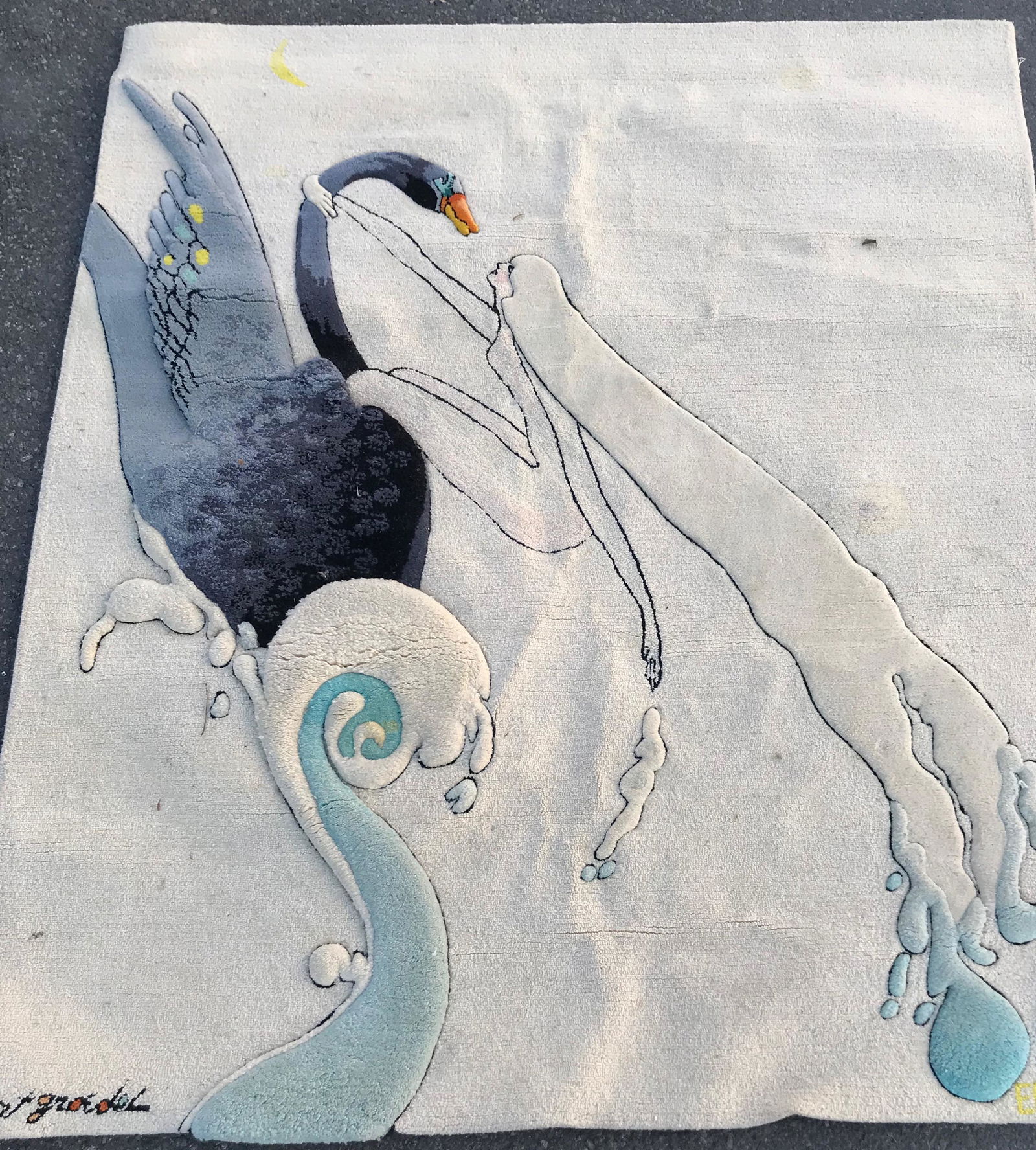 Burt Groedel for Edward Fields Wool Carpet: Mid-Century, swan motif tufted high/low pile rug designed and signed by Burt Groedel for Edward Fields. Measures 65" x 77"