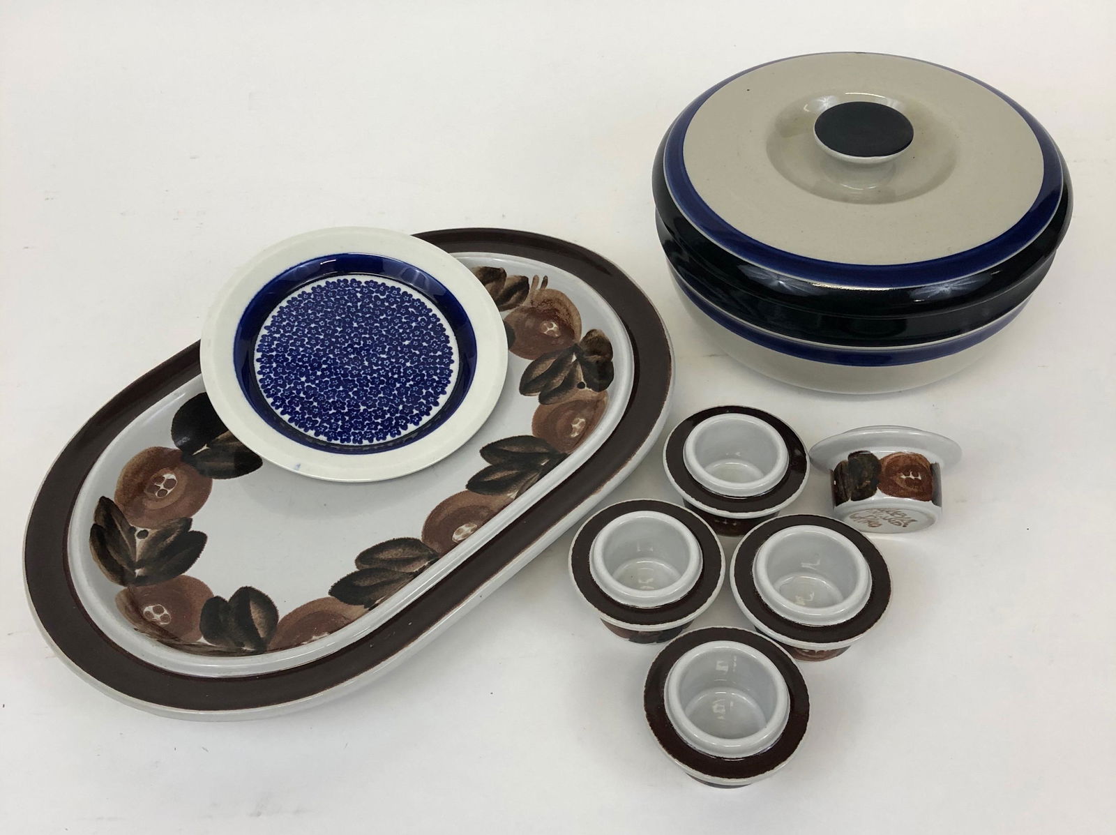 8 Pc Scandivian Ceramics lot (1 of 5)