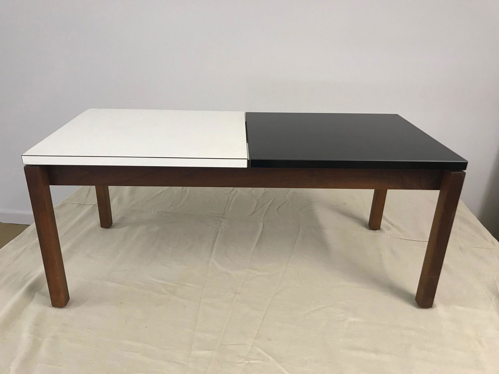 Knoll Walnut and Laminate Top Cocktail Table (1 of 4)