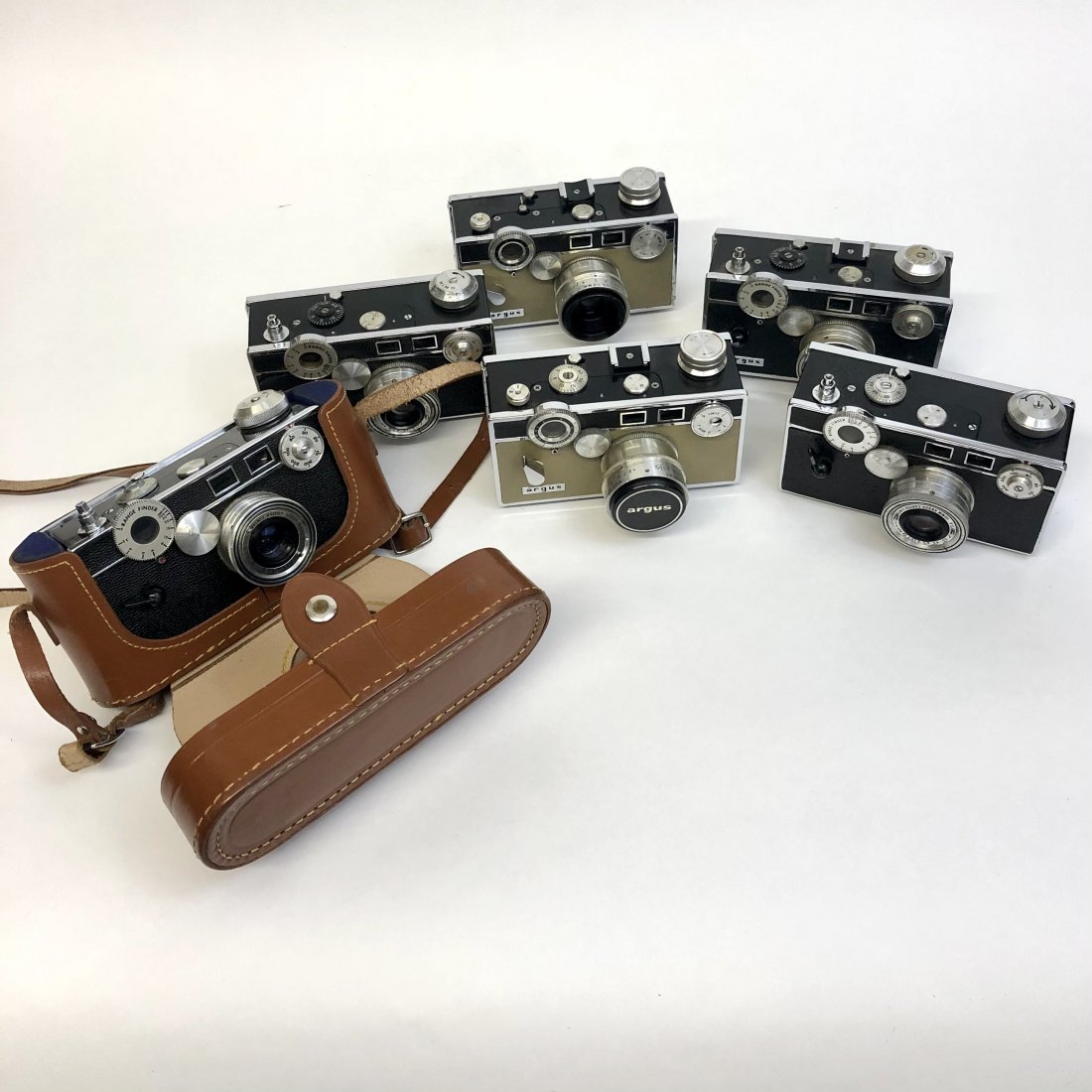 Lot of Six Argus C3 Square Body Cameras (1 of 5)