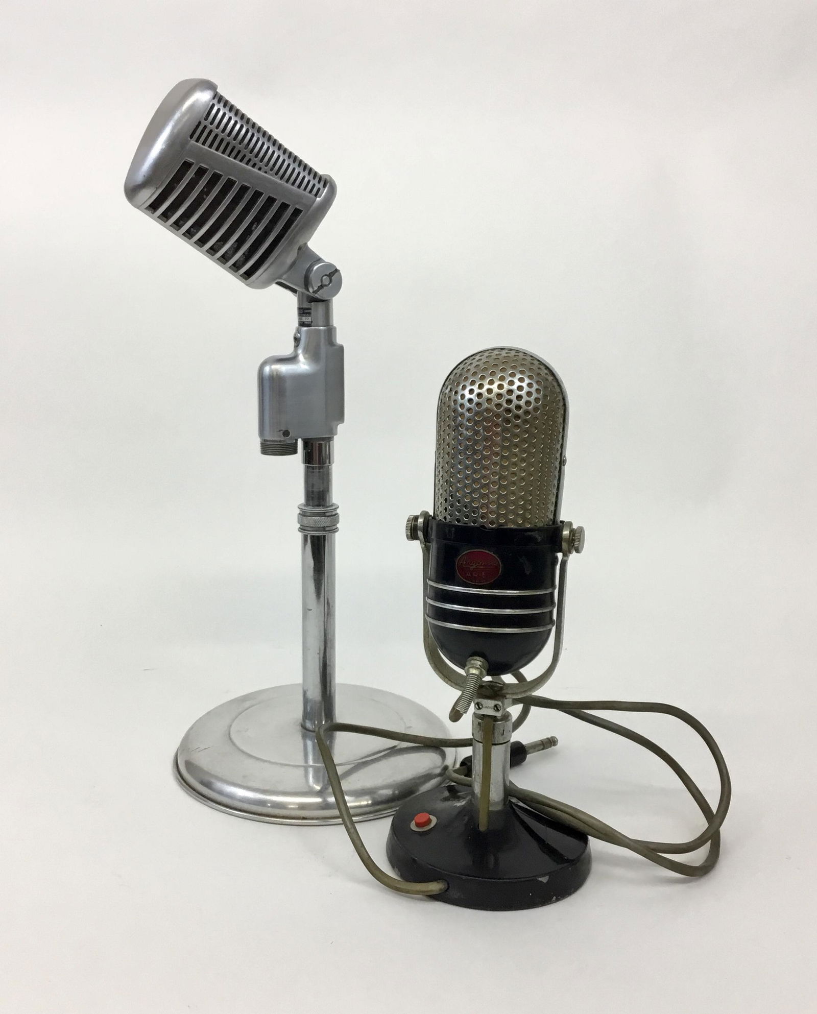 Vintage Microphone Argonne AR-57 and Astatic No. 77 (1 of 8)