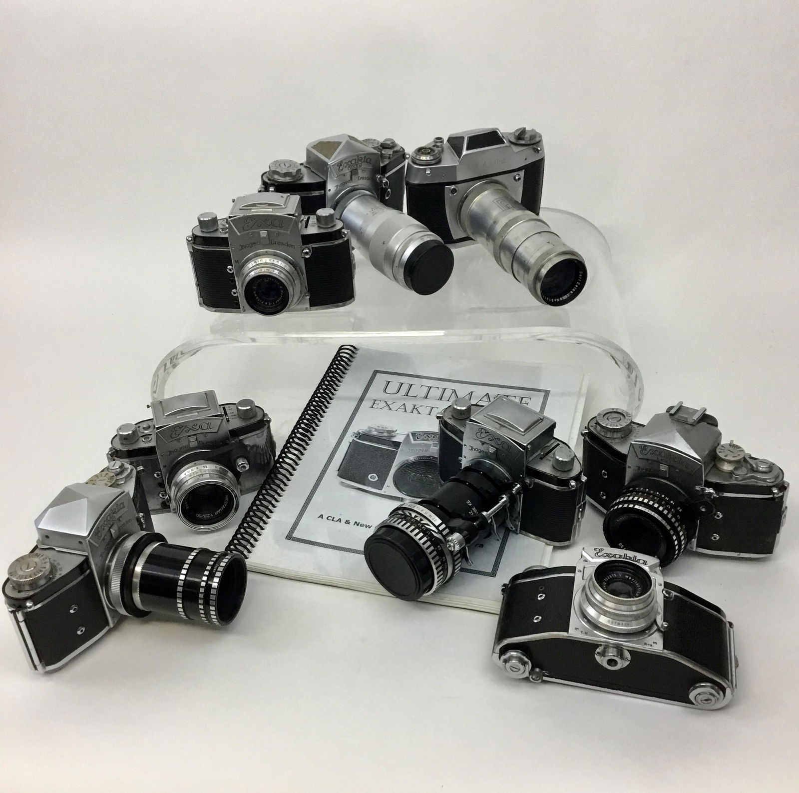 Lot of Vintage Exa Exakta Camera 35 mm VX VXIIa Exa IIa (1 of 5)