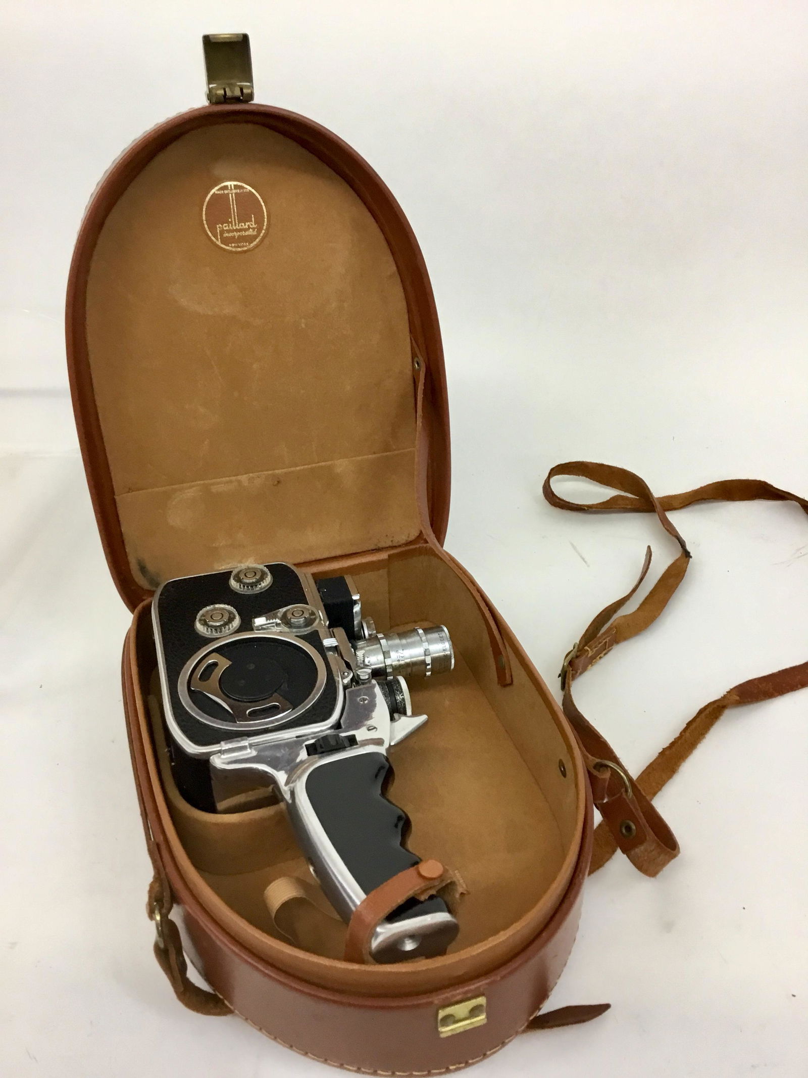 Paillard Bolex 8mm Movie Camera in Leather Case (1 of 6)