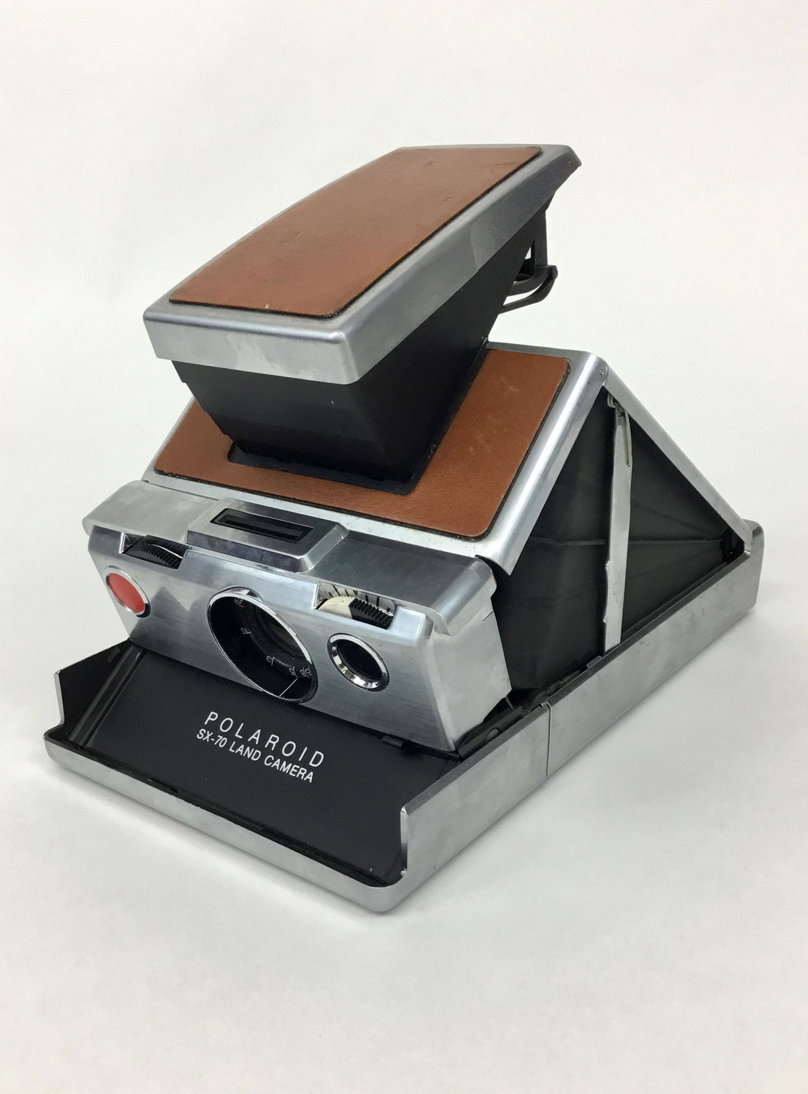 Polaroid SX-70 Land Camera Leather (1 of 6)