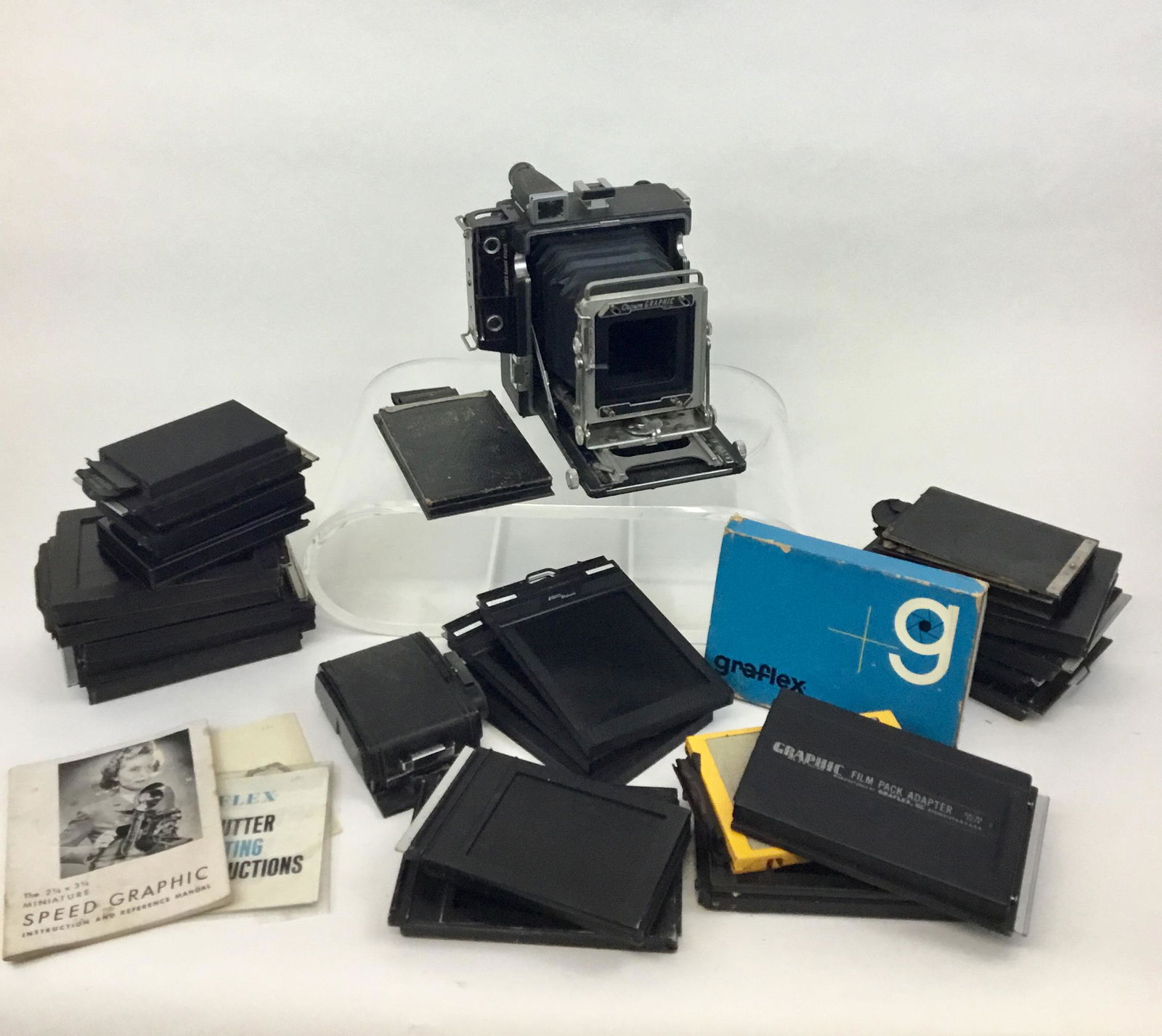 Graflex Crown Graphic Large Format Camera with Film (1 of 9)