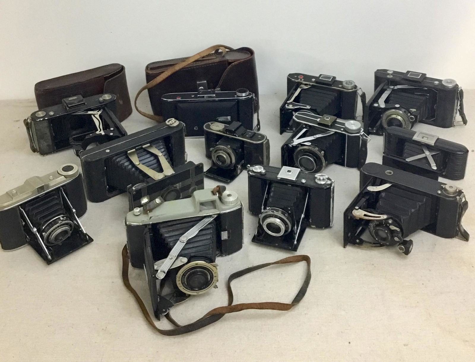 Ten Antique Folding Cameras (1 of 5)