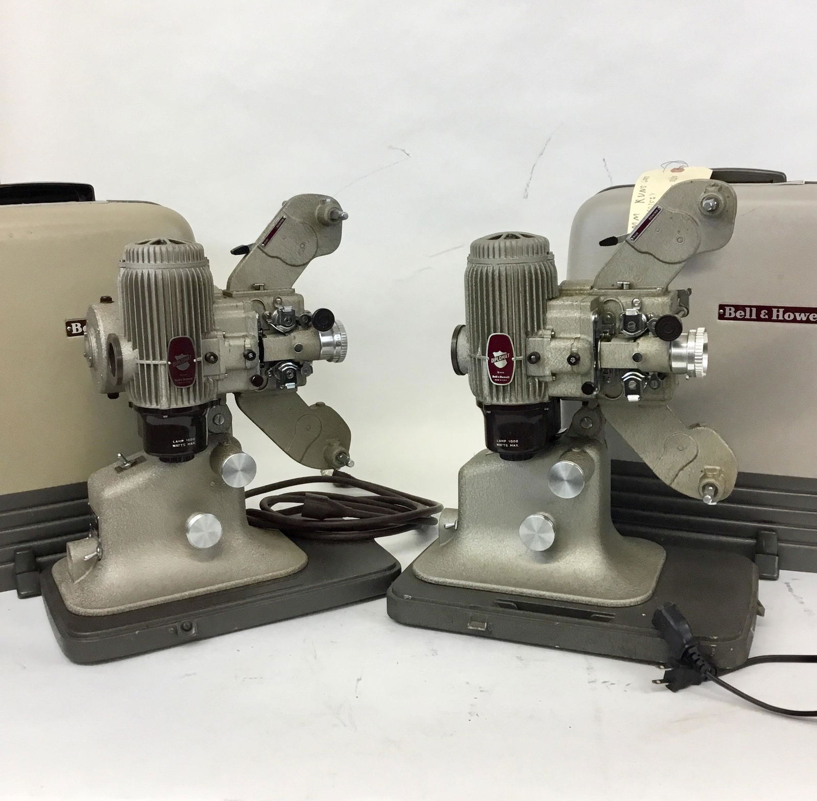 Bell & Howell 16mm Film Projectors Diplomat 16 (1 of 4)