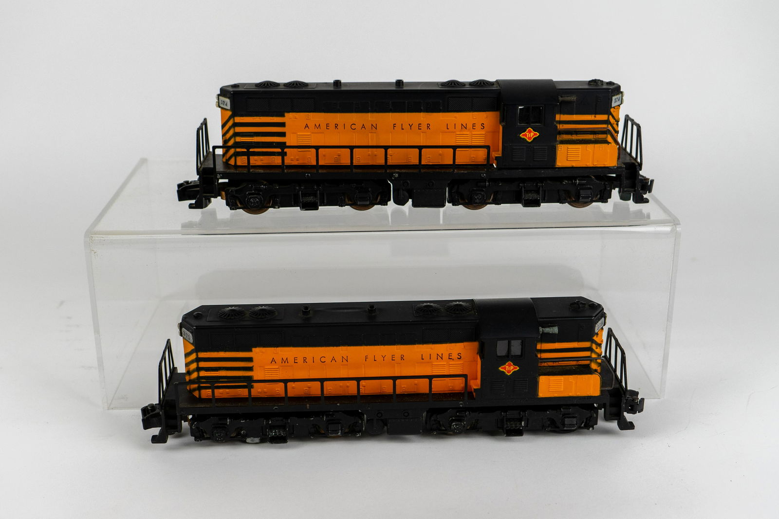 Two American Flyer Locomotive 374 and 375 T & P (1 of 3)