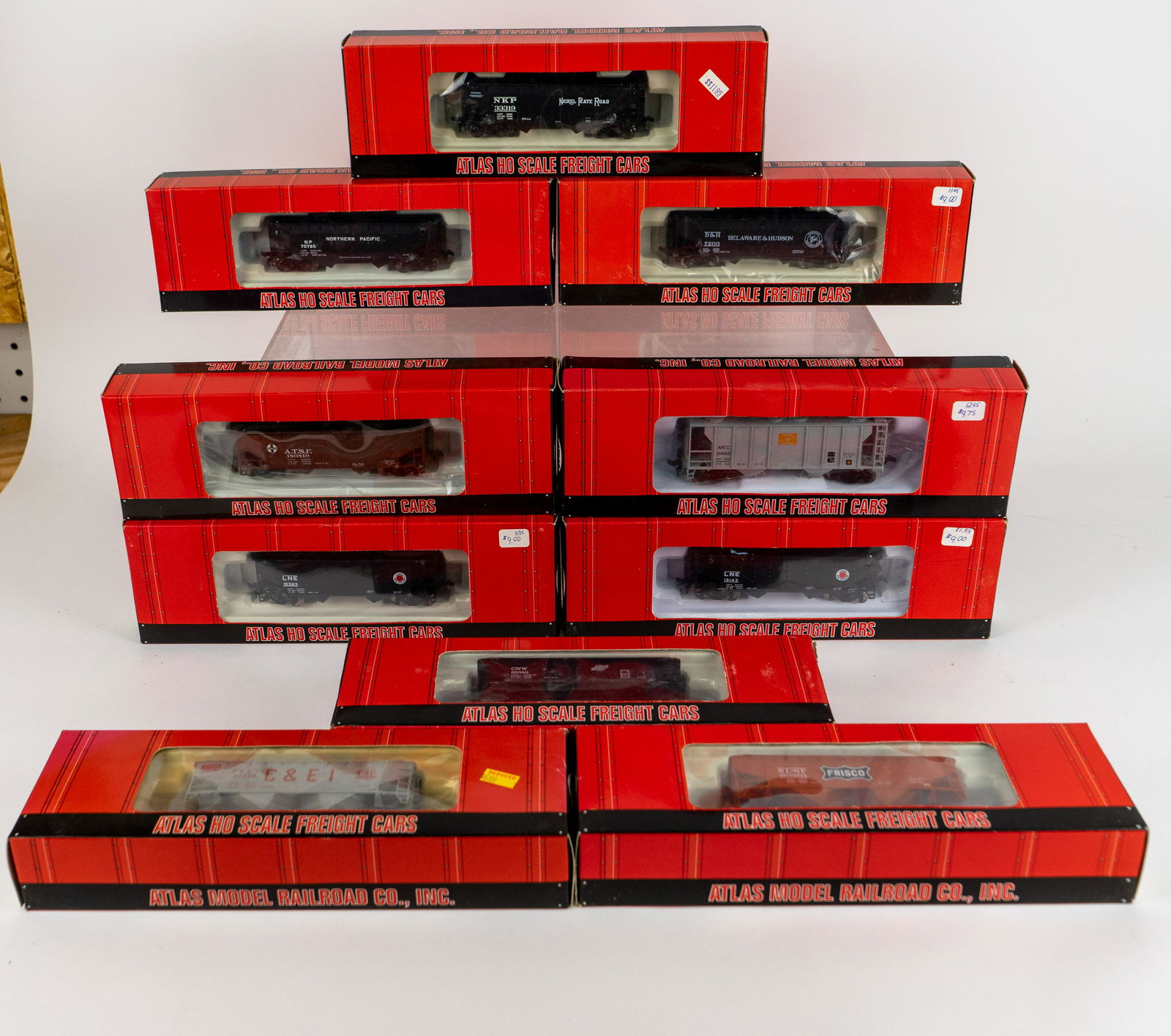 Atlas HO Scale Freight Cars Lot of 10 Hopper Car Model RR (1 of 4)